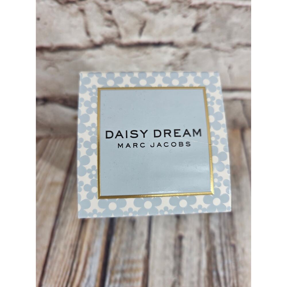 Daisy Dream Marc Jacobs Perfume Soray 30ml 1.0 fl oz NEW - Picture 2 of 6
